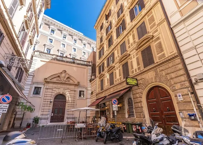 3 Bedroom Via Genova Monti Area *